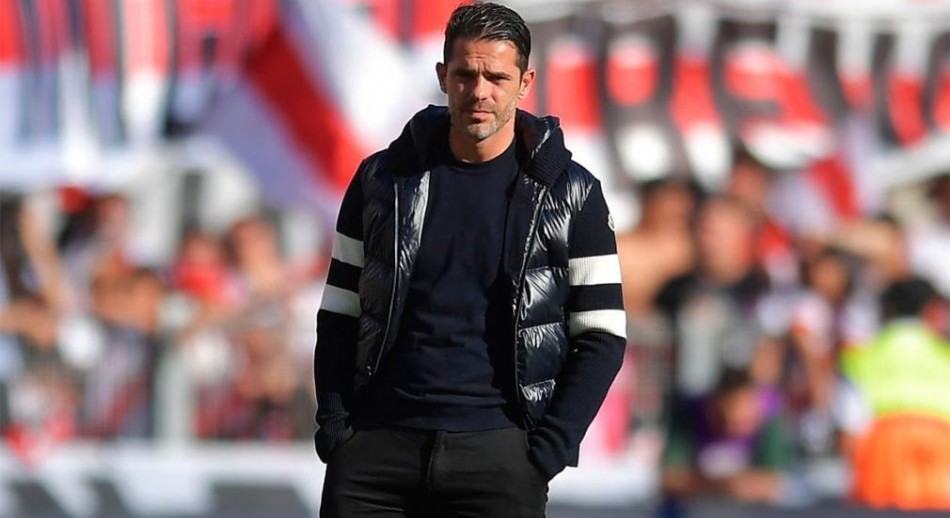 Chicho Serna confirmó la salida de Gago: “Hasta acá llegó”