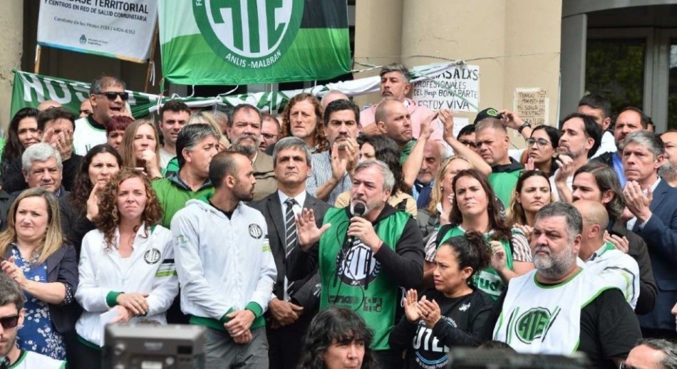 La Justicia suspendió la eliminación del Día del Trabajador Estatal