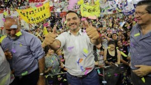 Política